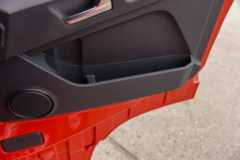 东风商用车 天龙旗舰KX 嵘耀版 570马力 6X4 LNG自动档牵引车(液缓)