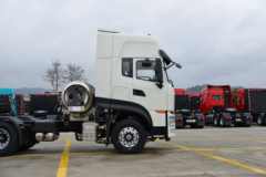 东风天龙KL 12.9L LNG 520马力 6X4 伊顿12档 AMT自动档 危险品牵引车