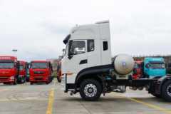 东风天龙KL 12.9L LNG 520马力 6X4 伊顿12档 AMT自动档 危险品牵引车