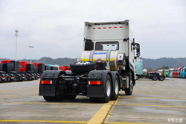 �������ж��������ж�������KLǣ�������۴���ͣ�����0.3��