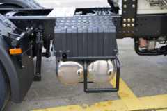 东风天龙KL 12.9L LNG 520马力 6X4 伊顿12档 AMT自动档 危险品牵引车