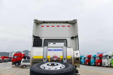 ��������KL 12.9L LNG 520���� 6X4 ����12�� AMT�Զ��� Σ��Ʒǣ����ͼƬ