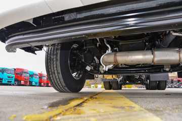 ��������KL 12.9L LNG 520���� 6X4 ����12�� AMT�Զ��� Σ��Ʒǣ����ͼƬ