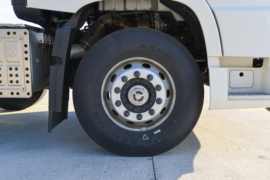 天龙旗舰KX&nbsp;载货车底盘                                                图片