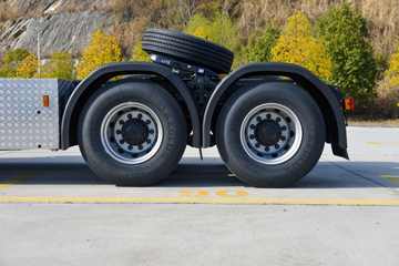 óKL ϰ 6X4 綯ǣ ʱ282kWhͼƬ