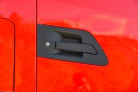 东风商用车底盘&nbsp;油罐车外观图片