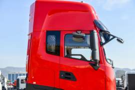 东风商用车底盘&nbsp;油罐车外观图片