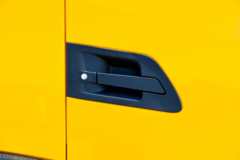 东风商用车 天锦KR 精英版 230马力 4X2 5.8米栏板载货车(平顶)