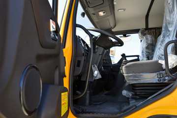 ó KR Ӣ 230 4X2 5.8ػ(ƽ) ͼƬ