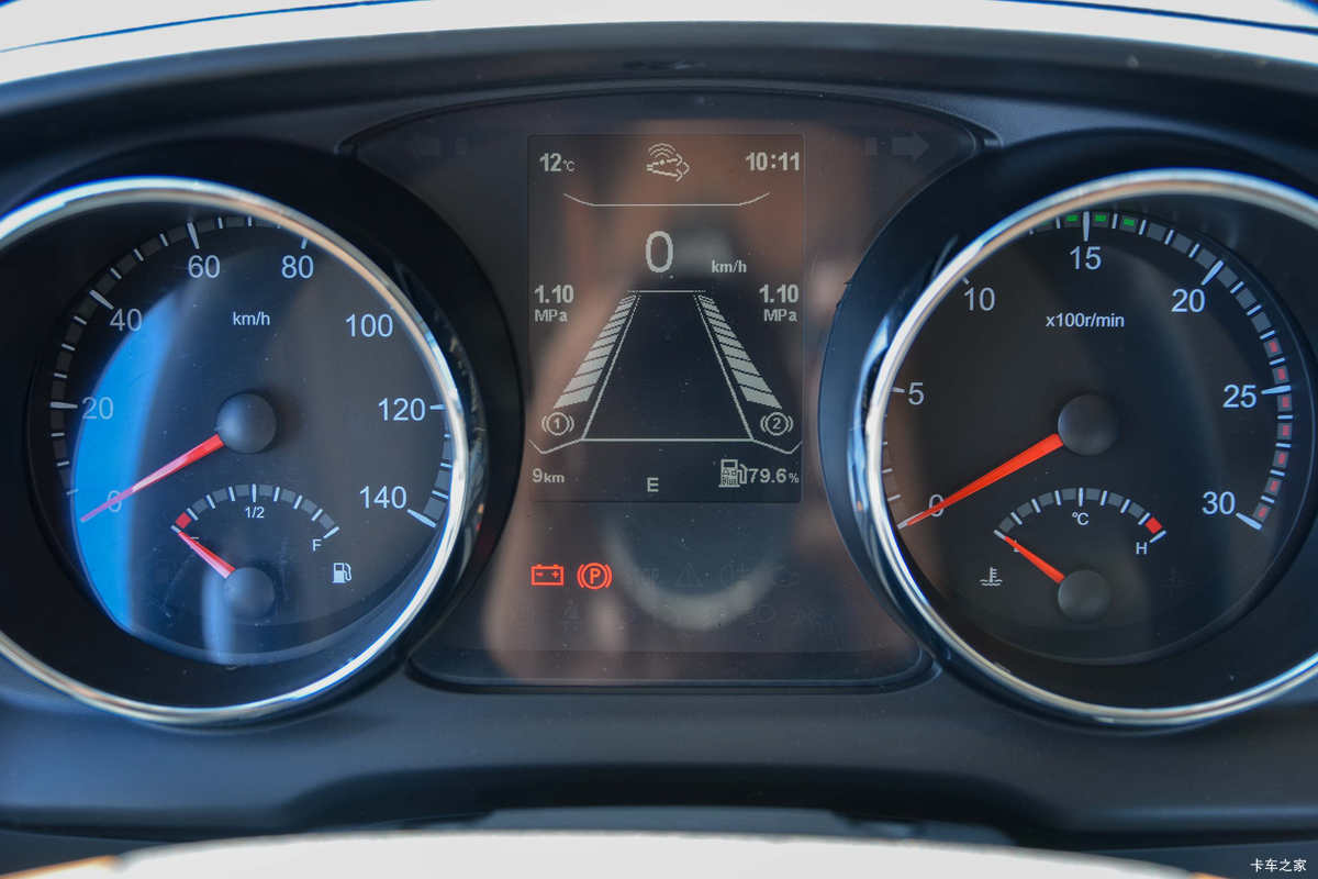 ó KR 2025 6.2L 290 4X2 ʿ8 6.8ػʻ                                               