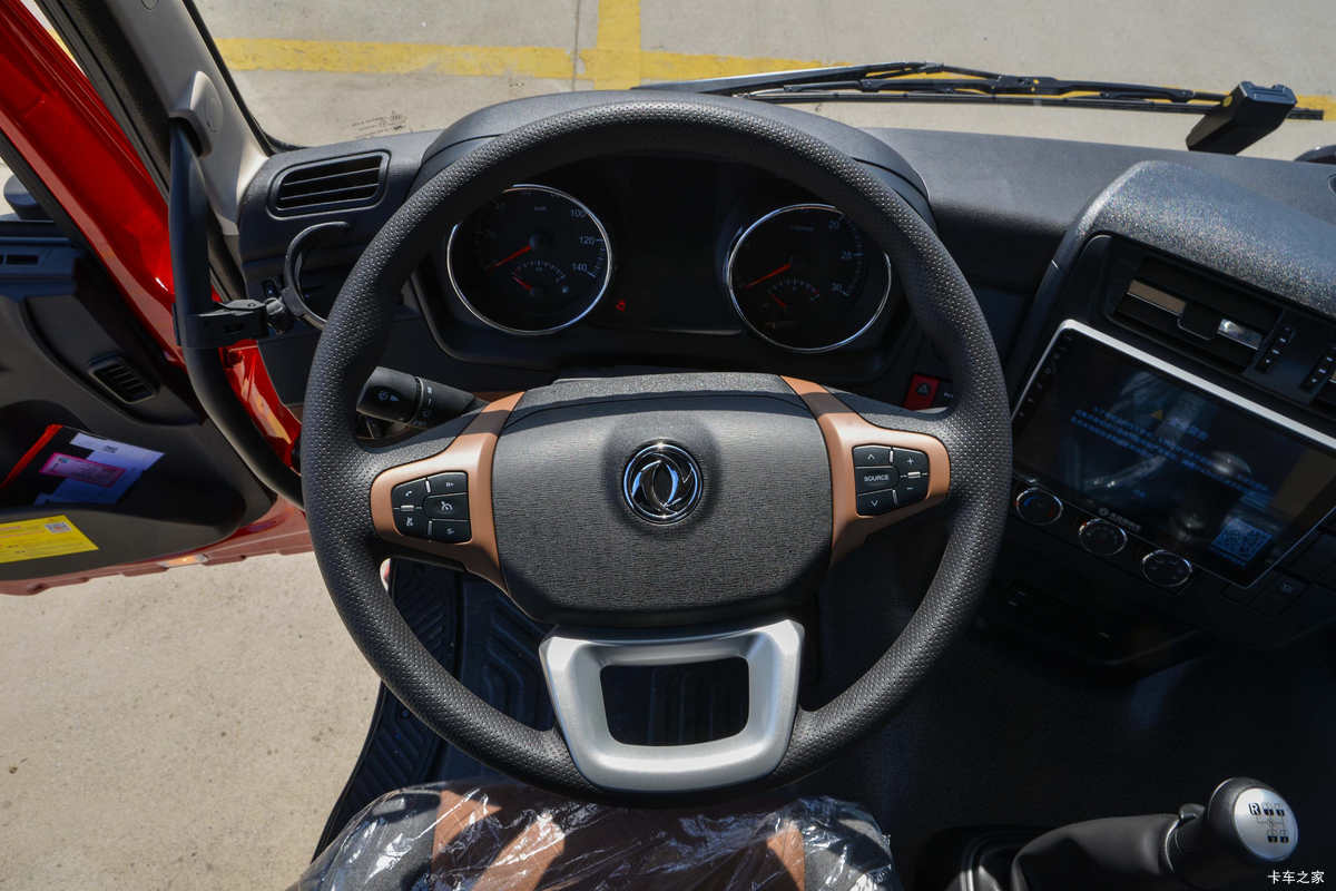 ó KR 2025 6.2L 290 4X2 ʿ8 6.8ػʻ                                               