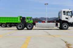 东风商用车 天锦KR 6X4 纯电动清洗车(中联牌) 242kWh