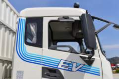 东风商用车天锦KR 4X2 6.75米纯电动仓栅式载货车 瑞浦265kWh