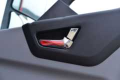 东风商用车 天龙KL 290马力 6X2 9.6米翼开启厢式载货车(高顶)