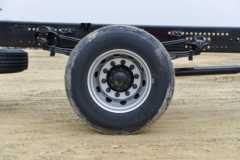 东风商用车 天龙KL 290马力 6X2 9.6米翼开启厢式载货车(高顶)