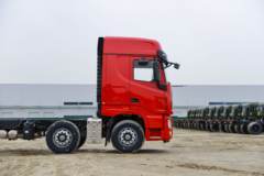 东风商用车 天龙旗舰KX 王者版 560马力 8X4 9.4米仓栅式载货车