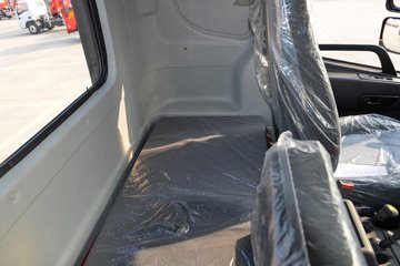 ����ʮͨ ��� ���ʰ� 270���� 8X2 7.6����ж��(��߶�)ͼƬ