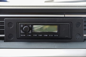 ����ʮͨ ��� ���ʰ� 270���� 8X2 7.6����ж��(��߶�)ͼƬ