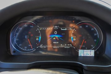 ����ʮͨ ��� ���ʰ� 270���� 8X2 7.6����ж��(��߶�)ͼƬ