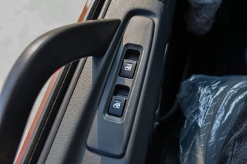 ����ʮͨ ��� ���ʰ� 270���� 8X2 7.6����ж��(��߶�)ͼƬ