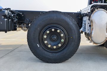 ����ʮͨ ��� ���ʰ� 270���� 8X2 7.6����ж��(��߶�)ͼƬ