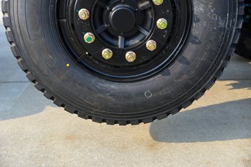 ����ʮͨ ��� ���ʰ� 270���� 8X2 7.6����ж��(��߶�)ͼƬ