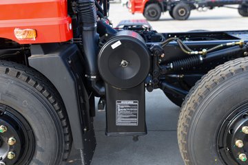 ����ʮͨ ��� ���ʰ� 270���� 8X2 7.6����ж��(��߶�)ͼƬ