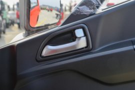 新创客&nbsp;载货车驾驶室                                               图片