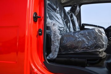 ����ʮͨ �´��� 4.3L���� 240���� 4X2 ��ʿ��10�� 4����ж��ͼƬ