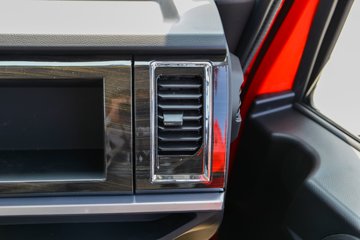 ����ʮͨ �´��� 4.3L���� 240���� 4X2 ��ʿ��10�� 4����ж��ͼƬ