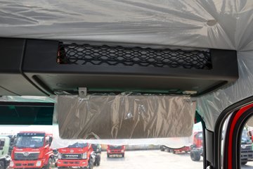 ����ʮͨ �´��� 4.3L���� 240���� 4X2 ��ʿ��10�� 4����ж��ͼƬ