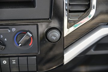 ����ʮͨ �´��� 4.3L���� 240���� 4X2 ��ʿ��10�� 4����ж��ͼƬ