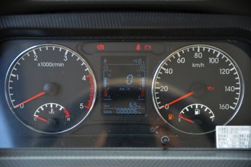 ����ʮͨ �´��� 4.3L���� 240���� 4X2 ��ʿ��10�� 4����ж��ͼƬ