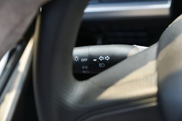 ����ʮͨ �´��� 4.3L���� 240���� 4X2 ��ʿ��10�� 4����ж��ͼƬ