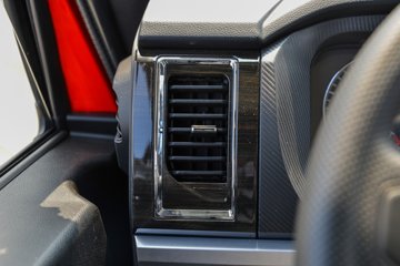 ����ʮͨ �´��� 4.3L���� 240���� 4X2 ��ʿ��10�� 4����ж��ͼƬ