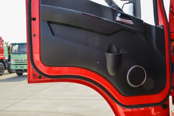 ����ʮͨ �´��� 4.3L���� 240���� 4X2 ��ʿ��10�� 4����ж��ͼƬ