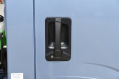三环十通 小芈 4.5T 4.15米单排纯电动厢式轻卡81.87kWh