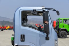 三环十通 小芈 4.5T 4.15米单排纯电动厢式轻卡81.87kWh
