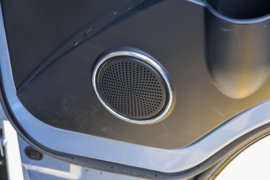 小芈&nbsp;电动载货车驾驶室图片