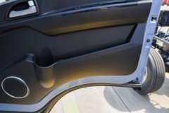 三环十通 小芈 4.5T 4.15米单排纯电动厢式轻卡81.87kWh
