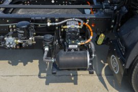 小芈&nbsp;电动载货车底盘图片