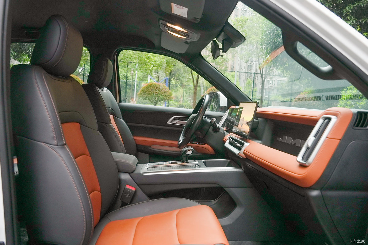 ����ȫ���� 2.5T���� 167���� �����ֶ� ����˫��Ƥ����ʻ��                                               