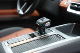 全新域虎&nbsp;皮卡驾驶室                                               图片