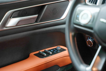 ����ȫ���� 2.5T���� 167���� �����ֶ� ƽ�׻��䳤��˫��Ƥ��ͼƬ