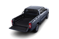 江铃全新域虎 2.5T柴油 167马力 两驱手动 平底货箱长轴双排皮卡 江铃全新域虎 2.5T柴油 167马力 两驱手动 平底货箱长轴双排皮卡