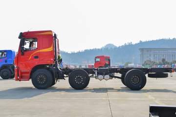 ʮͨ  4.3L 240 6X2 ʿ10 6.8жͼƬ