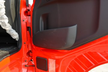 ʮͨ  4.3L 240 6X2 ʿ10 6.8жͼƬ