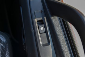 ʮͨ  4.3L 240 6X2 ʿ10 6.8жͼƬ