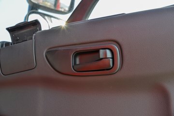 ʮͨ  4.3L 240 6X2 ʿ10 6.8жͼƬ