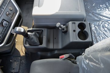 ʮͨ  4.3L 240 6X2 ʿ10 6.8жͼƬ